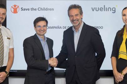 Vueling e Save the Children insieme per donazioni a bordo