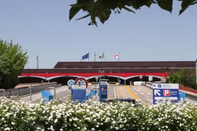 Nuovi spazi agli Arrivi Extra-Schengen all'aeroporto di Bologna