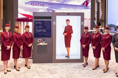 Il personale di bordo virtuale di Qatar Airways