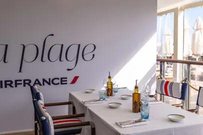 La spiaggia di Air France a Cannes