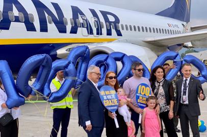 Ryanair festeggia i 100 milioni di passeggeri a Milano Bergamo