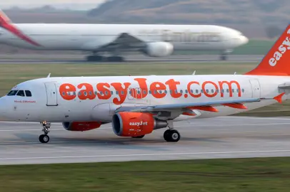 easyJet aumenta le frequenze per l'estate 2022