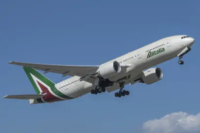 Alitalia: accordo di codeshare con Azul Brazilian Airlines