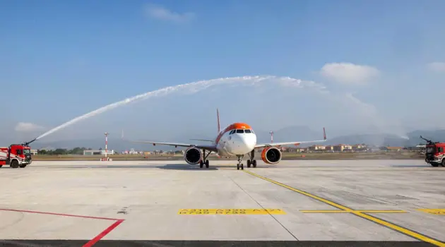 Primo volo Milano Malpensa - Salerno con easyJet