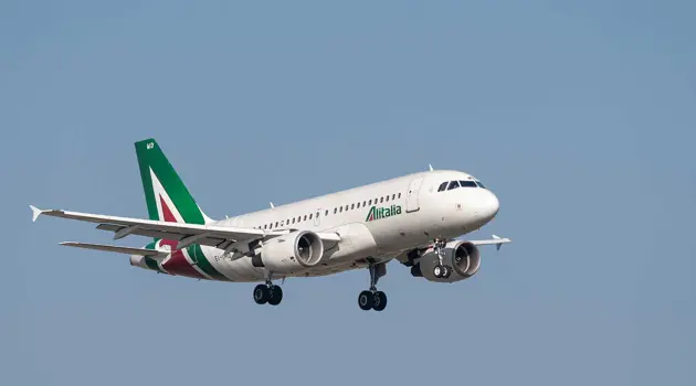 Alitalia: da oggi riprendono voli diretti Bari - Milano 