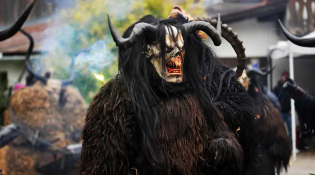 Gli spaventosi Krampus del Tirolo