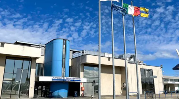 Aeroporto di Parma: rotta estiva per Olbia con HelloFly