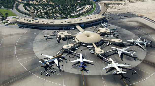 I 40 anni dell'aeroporto di Abu Dhabi