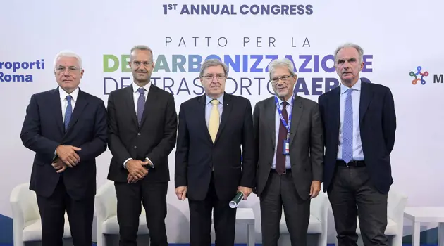 Patto per la Decarbonizzazione del Trasporto Aereo