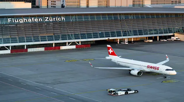 Swiss aiuta l'aeroporto di Zurigo a celebrare il suo 75° anniversario