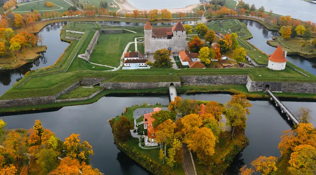 Estonia in autunno: foliage, saune e natura
