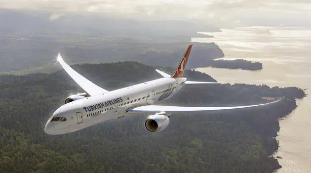 Turkish Airlines vola da Istanbul a Phnom Penh via Bangkok