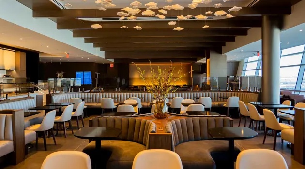 Le lounge di American Airlines e British Airways al T8 del JFK
