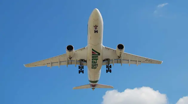Alitalia: centinaia di connazionali riportati a casa