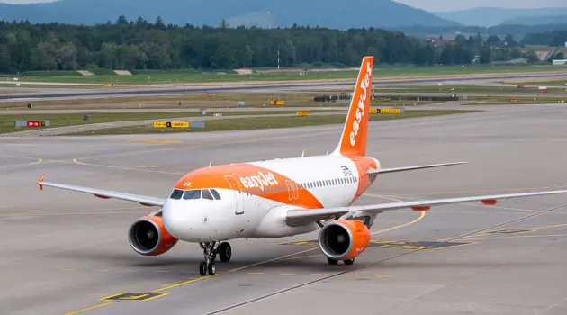 easyJet aumenta i collegamenti verso la Puglia e la Sicilia