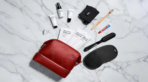 Amenity kit e pigiami dedicati al centenario di American