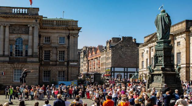 Edimburgo 2024: un'estate all'insegna dell'arte e della cultura