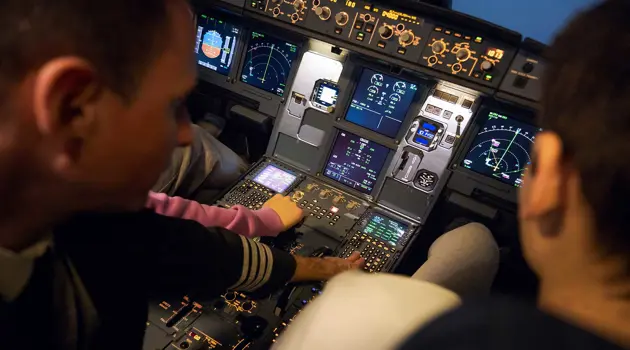 A scuola di volo con easyJet a Malpensa