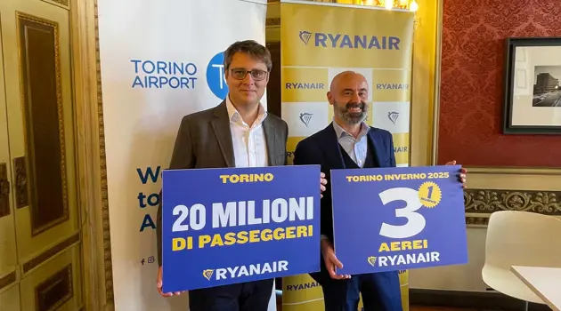 Ryanair festeggia 20 milioni di passeggeri a Torino